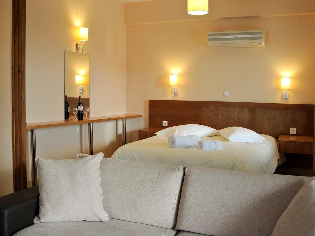 Karayiannis Villas Nafplio Bilik gambar